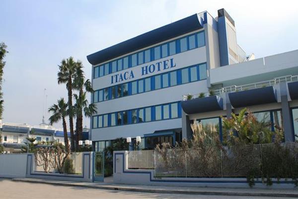 Itaca Hotel Барлетта Екстер'єр фото