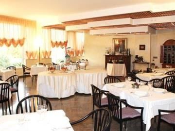 Itaca Hotel Барлетта Екстер'єр фото